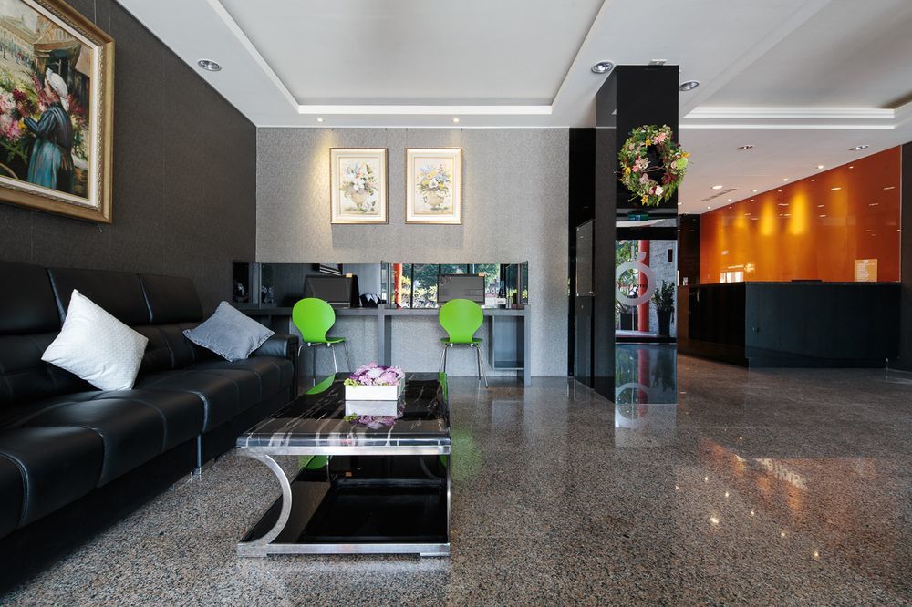 O House Hotel Kaohsiung Esterno foto