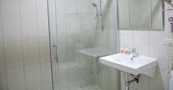 O House Hotel Kaohsiung Esterno foto